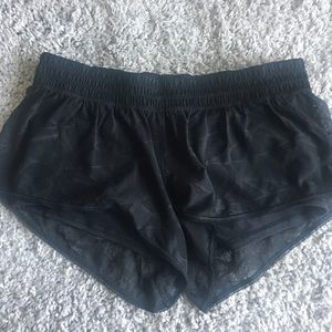 Lululemon mesh/tight short 10 nwot